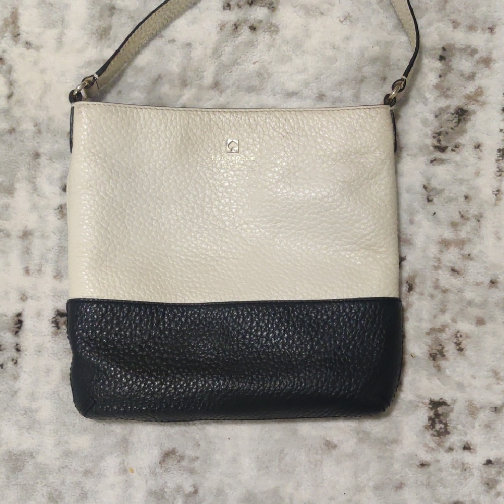 Kate Spade Black and Cream Shoulder Bag